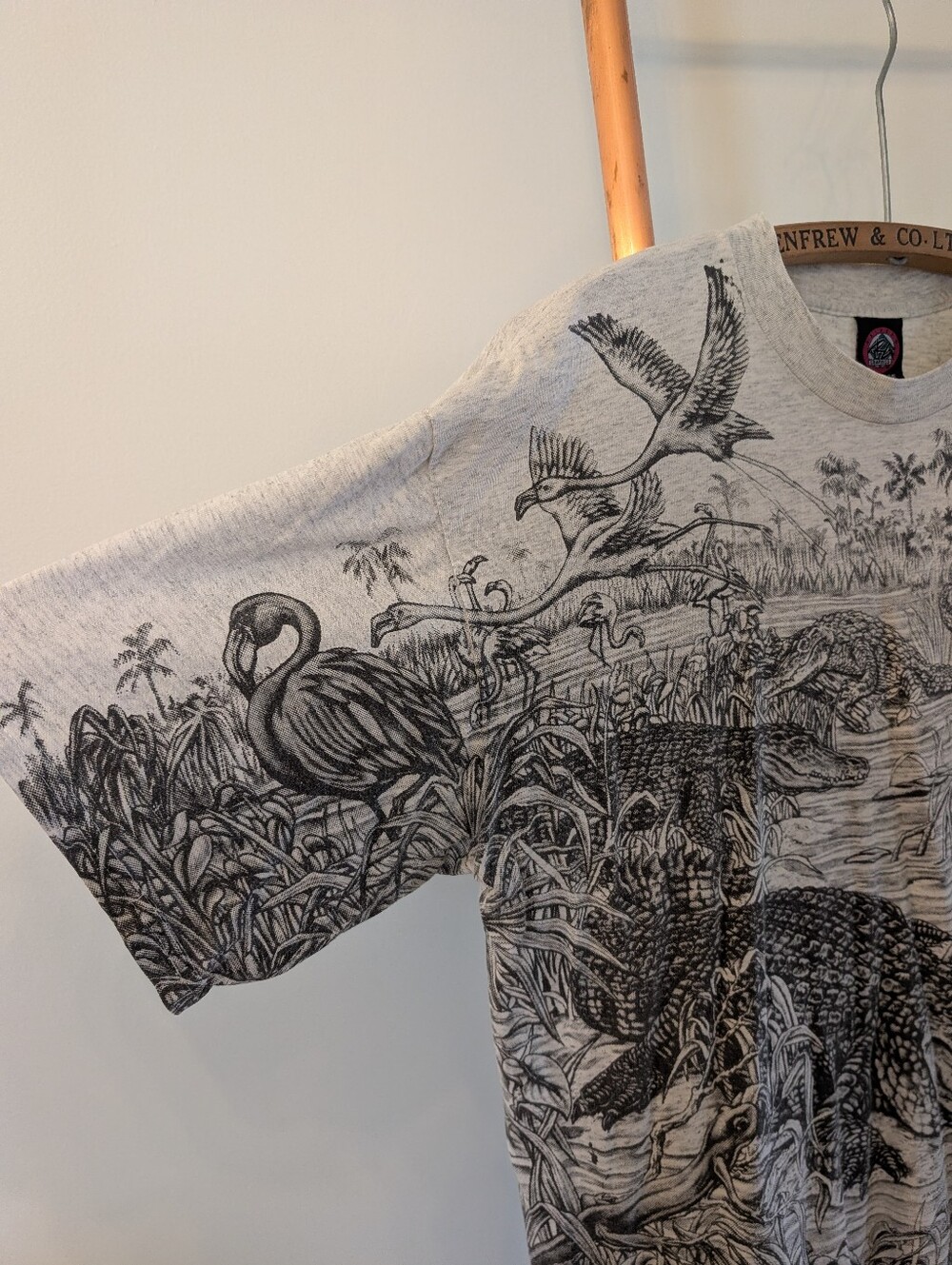 🔥RARE🔥 1993 Disney Discovery Island Everglades Wildlife All-Over Print (AOP) - Picture 2 of 13